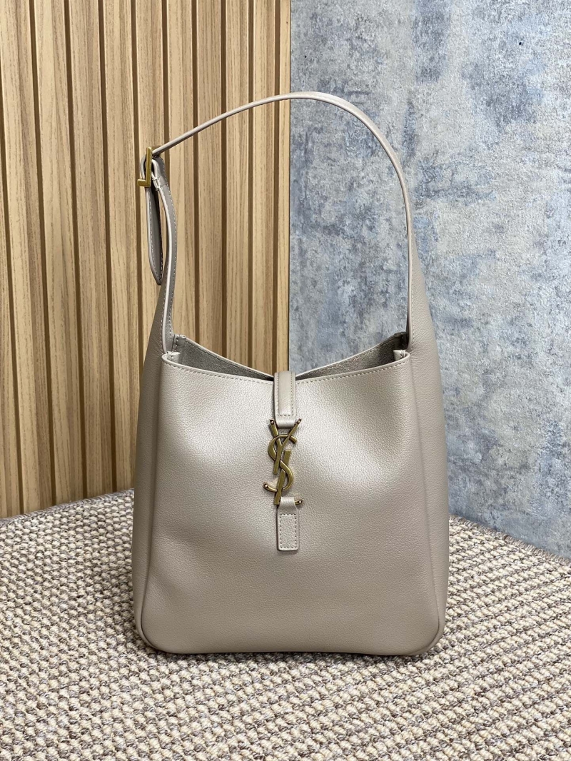 Y51 hobo bags